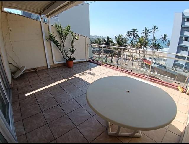 2 BEDROOM APARTMENT FOR SALE IN MARGATE BEACH